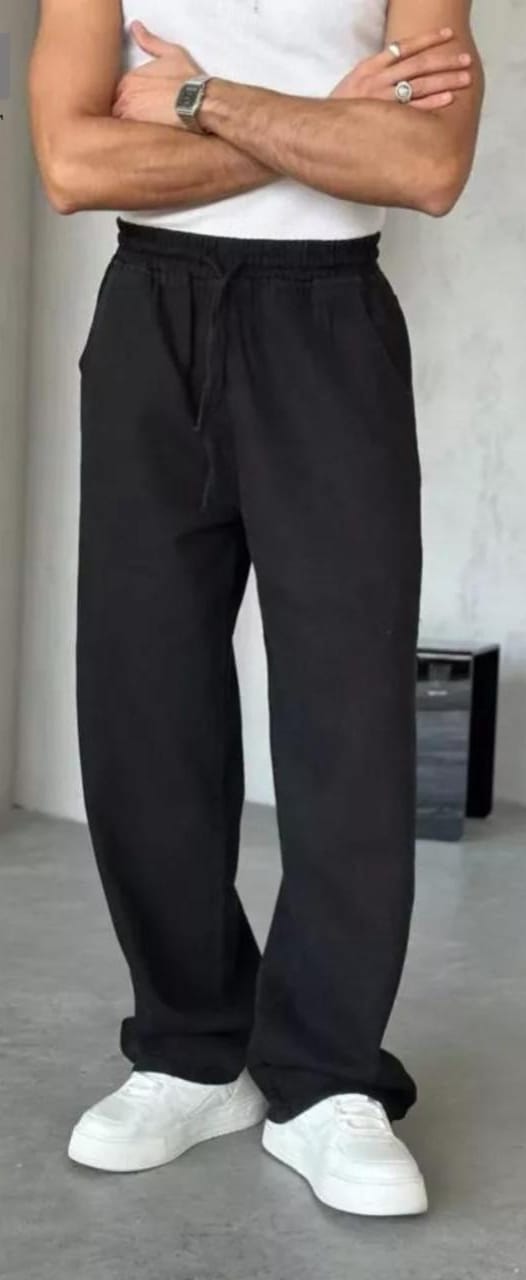 Simple wide leg trouser