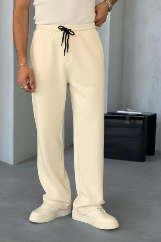 Simple wide leg trouser